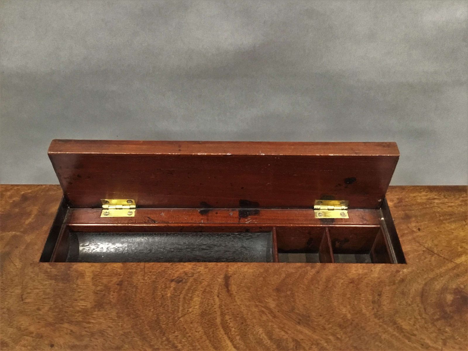 photo furniture Regency Gillow Mahogany Writing / Occasional Table