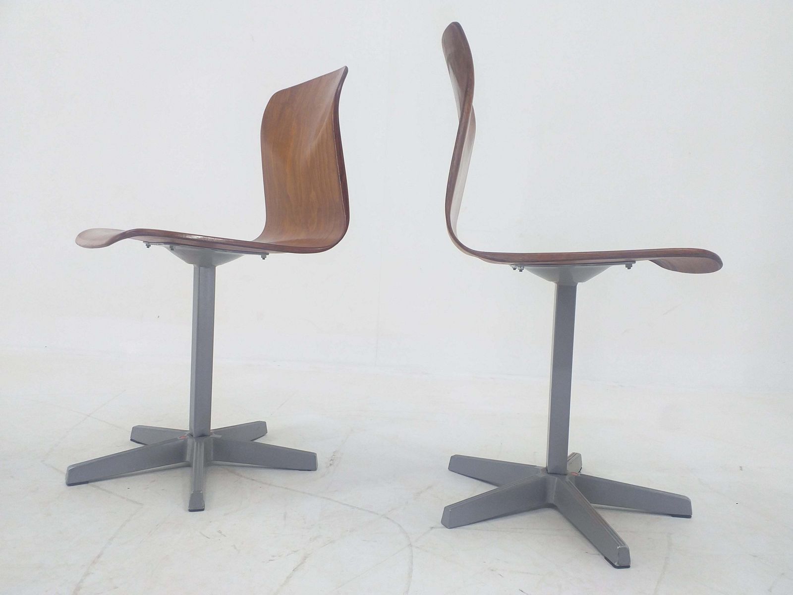 Paar Mid Century Kinderstoelen, Pagholz, Duitsland, Jaren 1970 photo Meubels