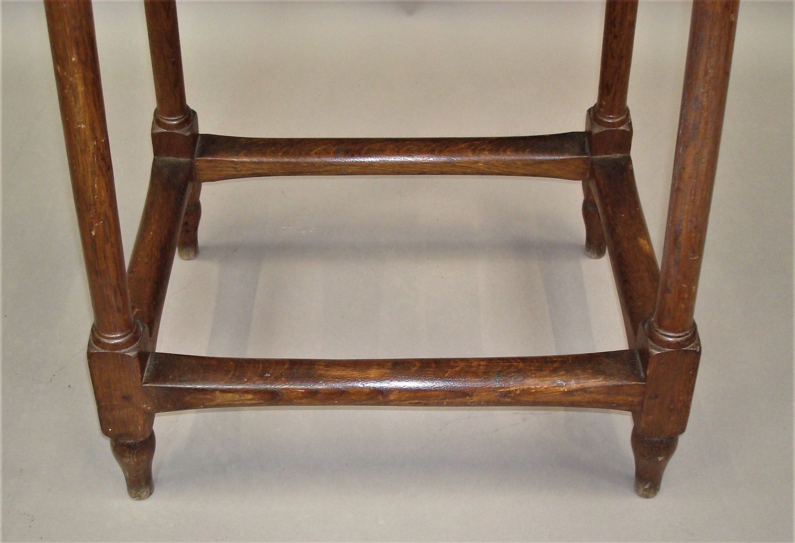 photo vinterior C19th Pair Of Oak Tables, 1900s