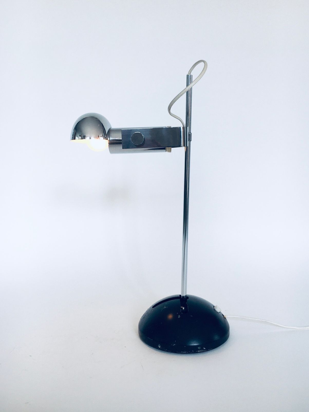 photo for sale T395 Bureaulamp Door Robert Sonneman Voor Luci Cinisello, Italië, Jaren 1970