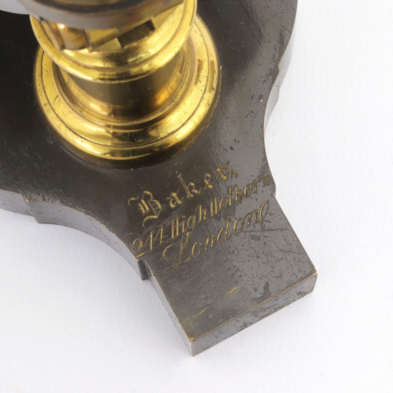 photo vintage Mahogany Cased Brass Monocular Microscope By Baker Of London C1870