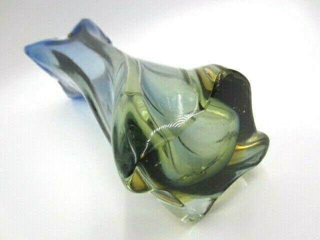 Czech Sommerso Ribbed And Twisted Leaf Vase Blues In Amber Collectible Glass photo vintage