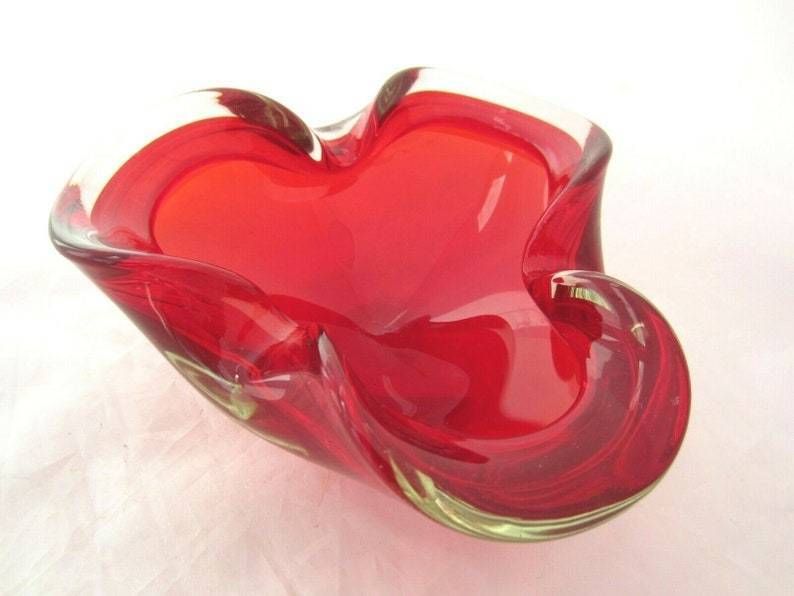 Xxl Seguso Bright Red Sommerso Tricorn Art Glass Bowl 1.4kg