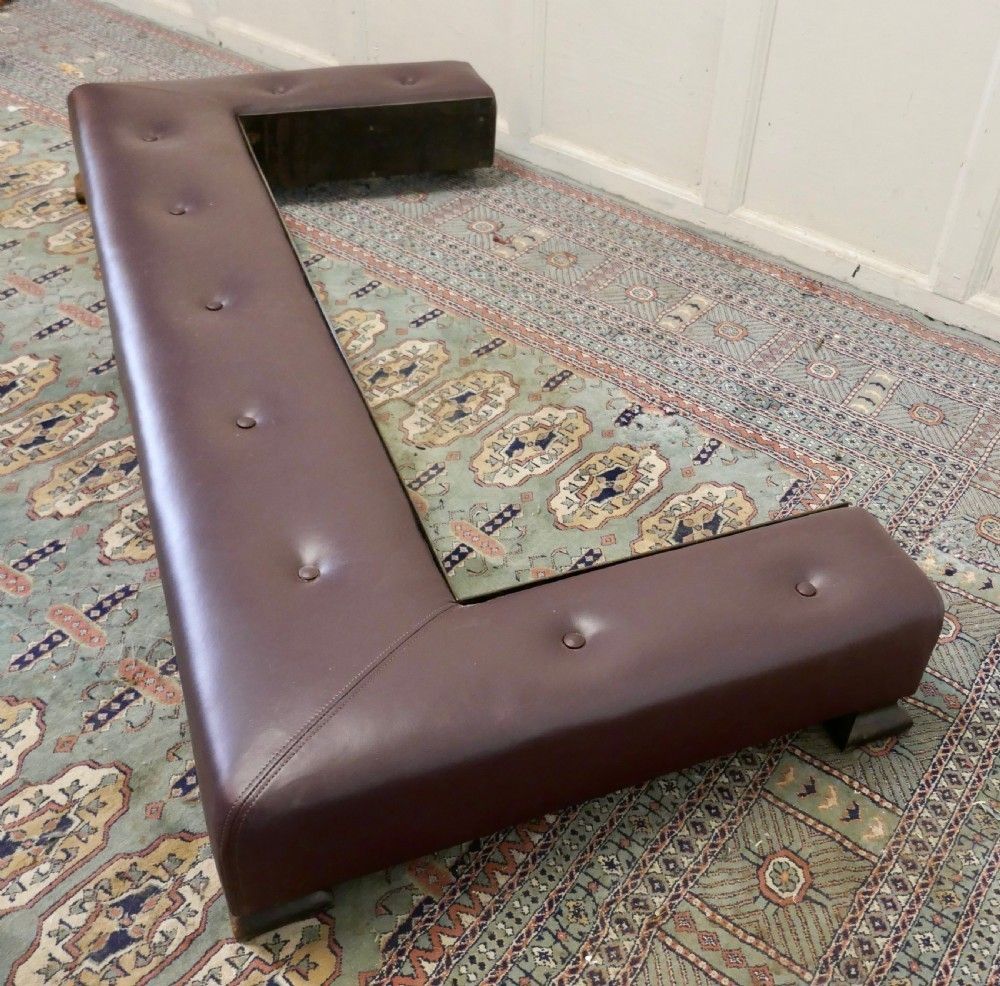 A Victorian Country House Leather Club Fender Hearth Seat photo Home Fixtures