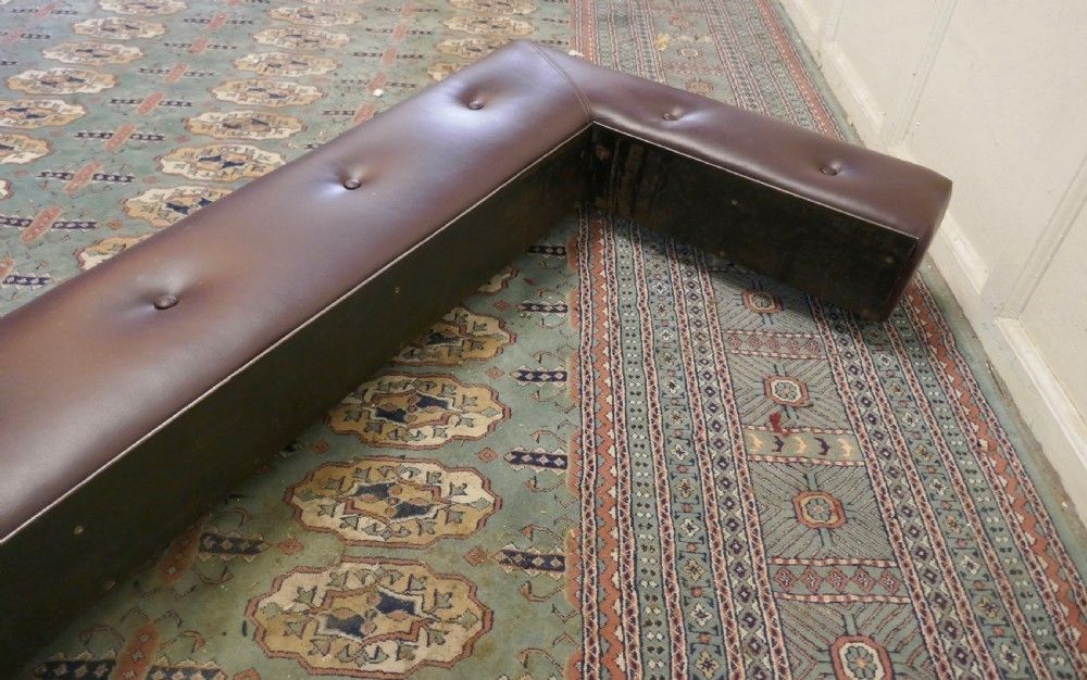 A Victorian Country House Leather Club Fender Hearth Seat photo vinterior