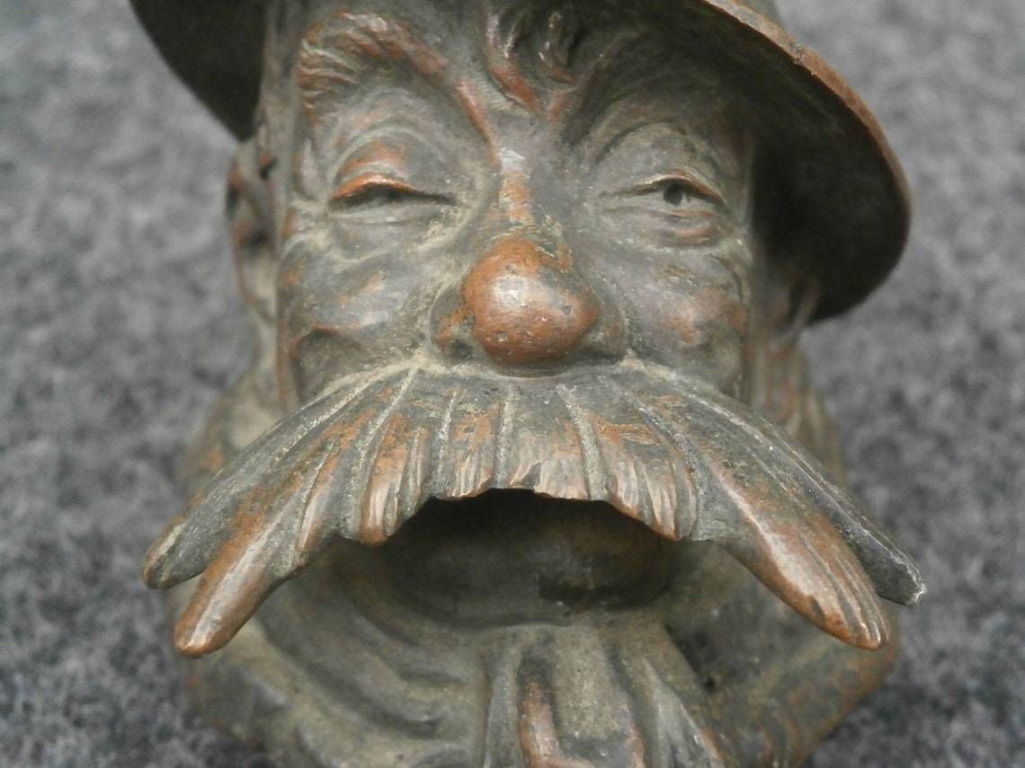 Early 20thc Patinated Bronze Old Bill Car Mascot, The Original Pattern From Best & Lloyd, Originally Owned By Robert Dudley Best photo 695.0