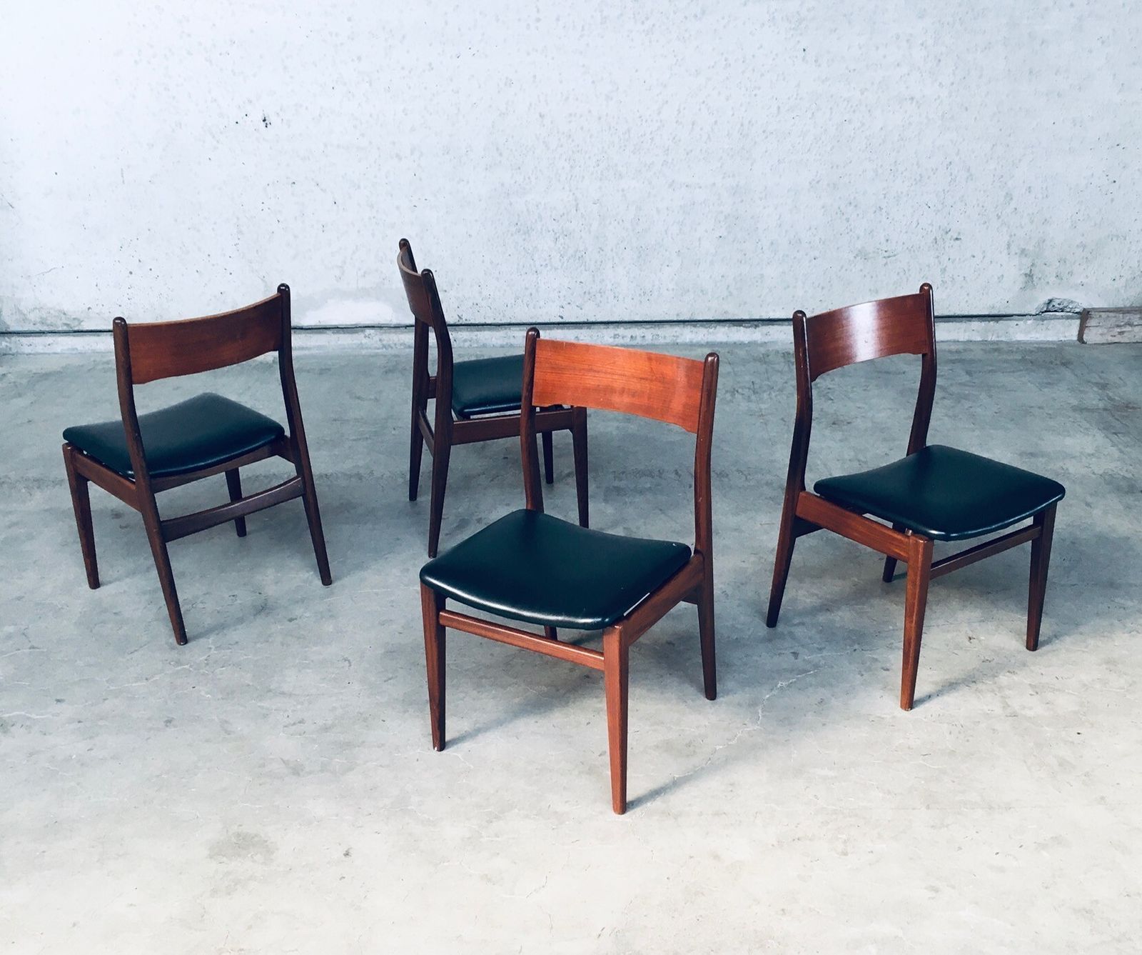 Midcentury Modern Scandinavian Design Teak Dining Chair Set photo Furniture