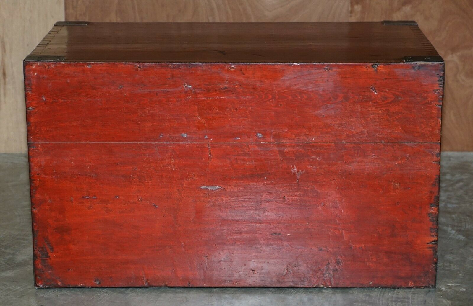 photo vintage Antique Victorian Pitch Pine Military Campaign Used Chest Of Drawers