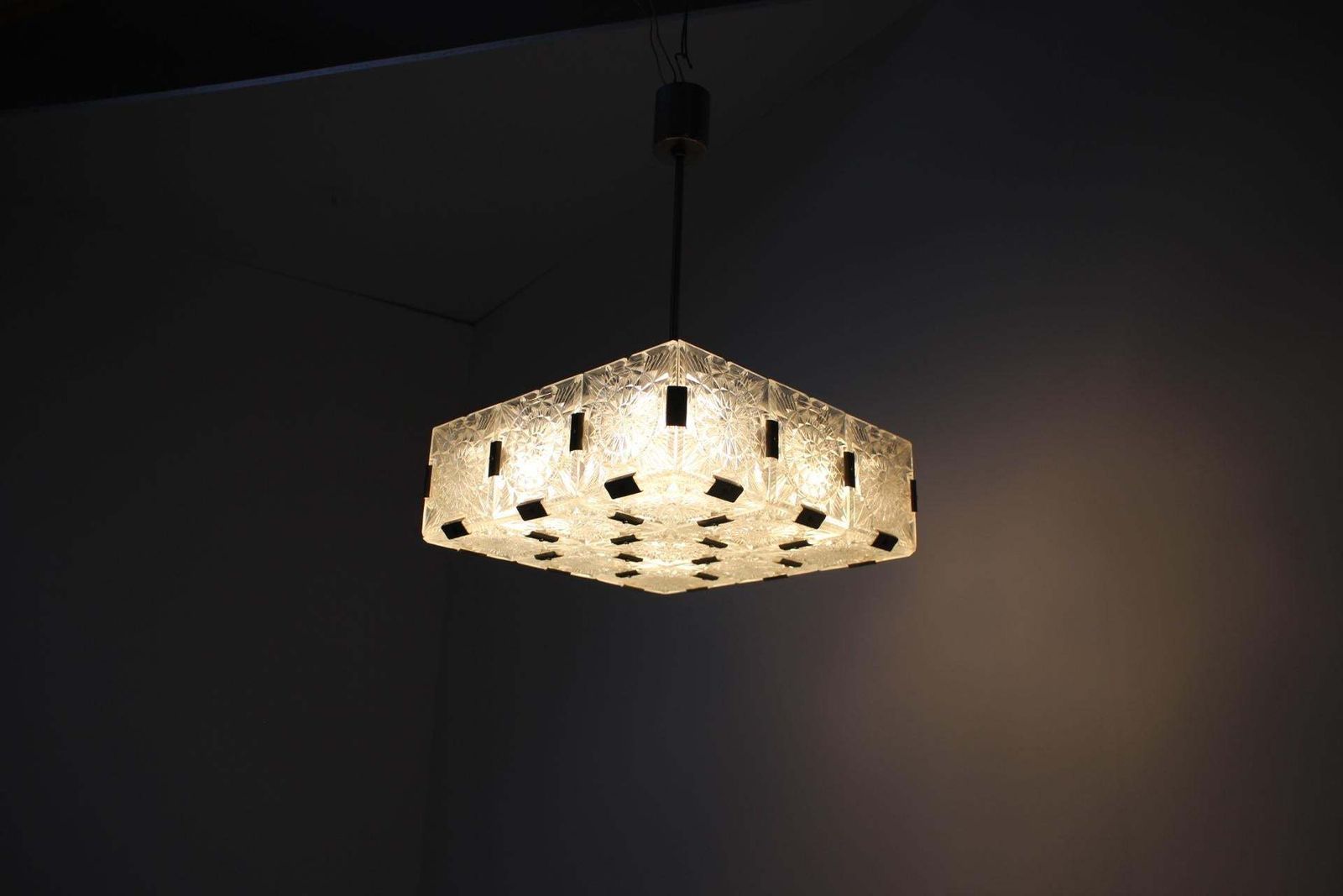 Mid Century Chandelier/ Kamenický šenov, Preciosa, 1970's. photo vintage