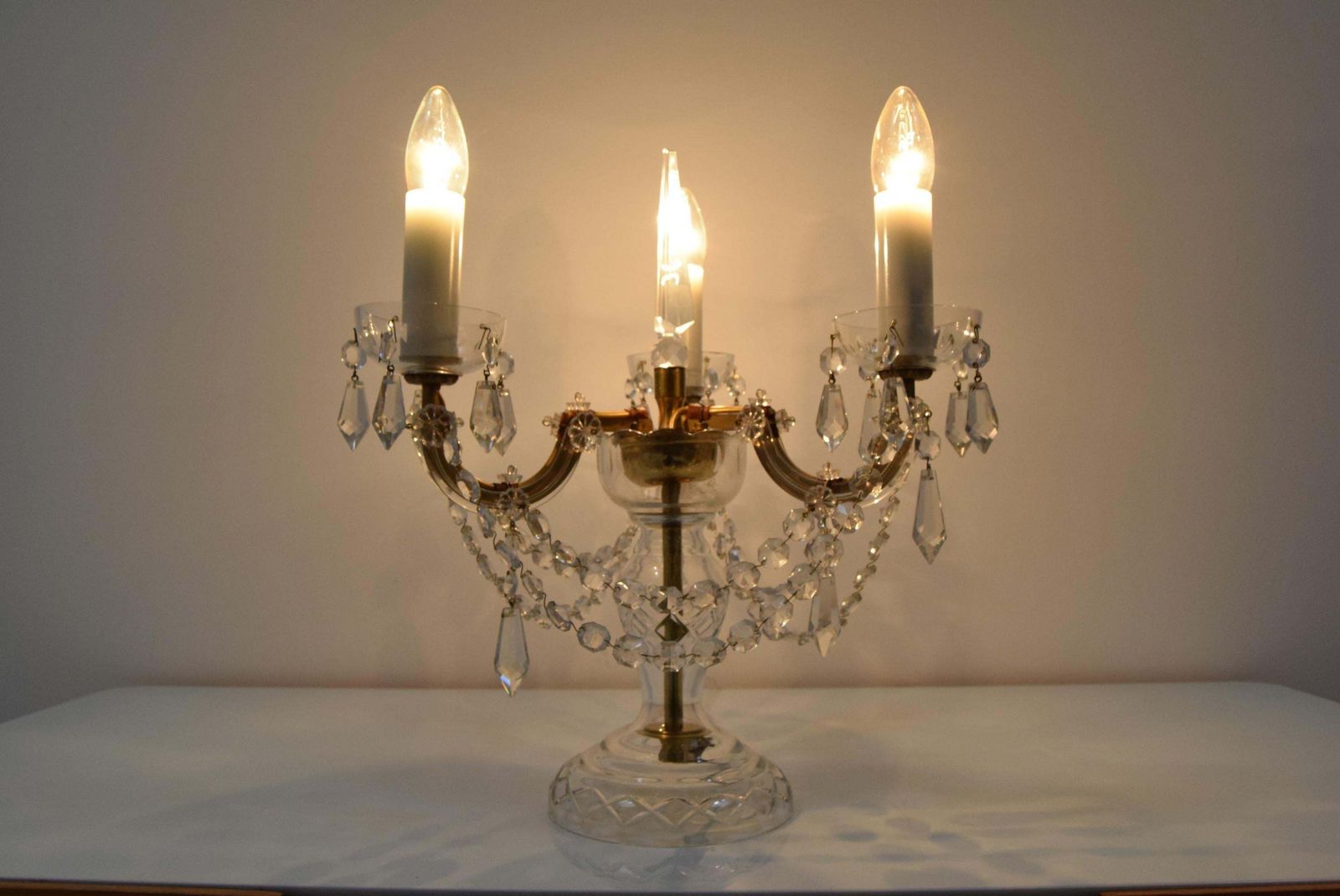 Mid Century Crystal Glass Table Lamp By Kamenicky Senov,1960's. photo Lighting