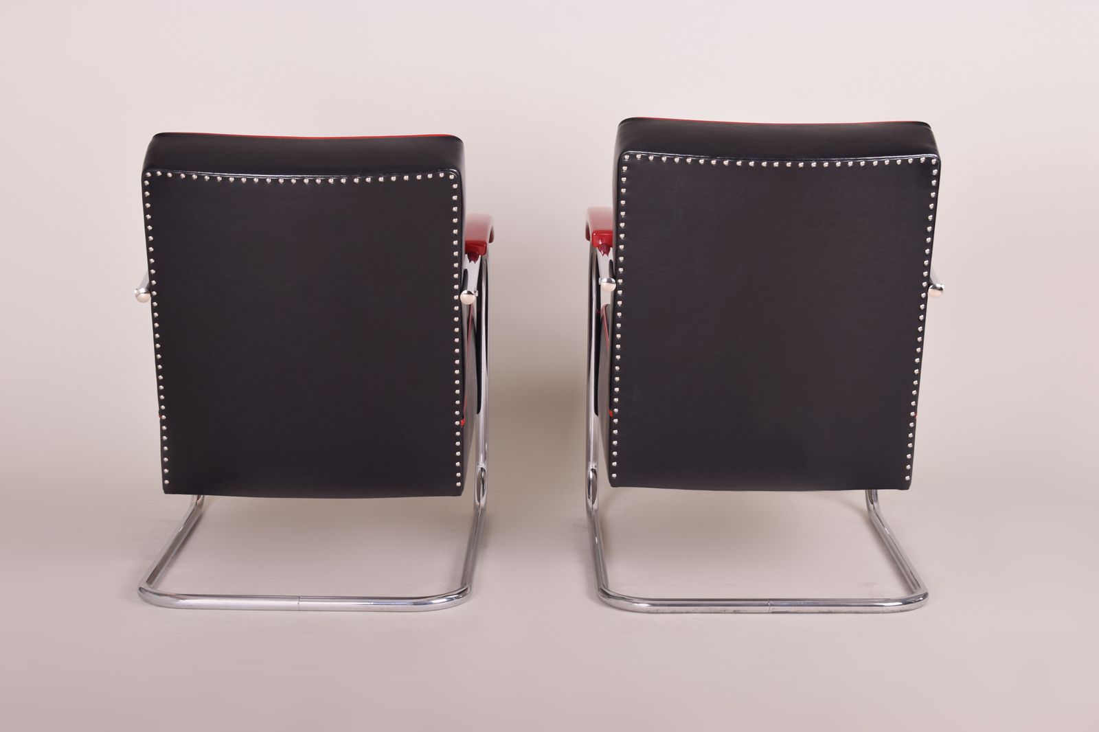 Black And Red Bauhaus Leather Armchairs, Made In 1930s Czechia By Mücke Melder photo furniture
