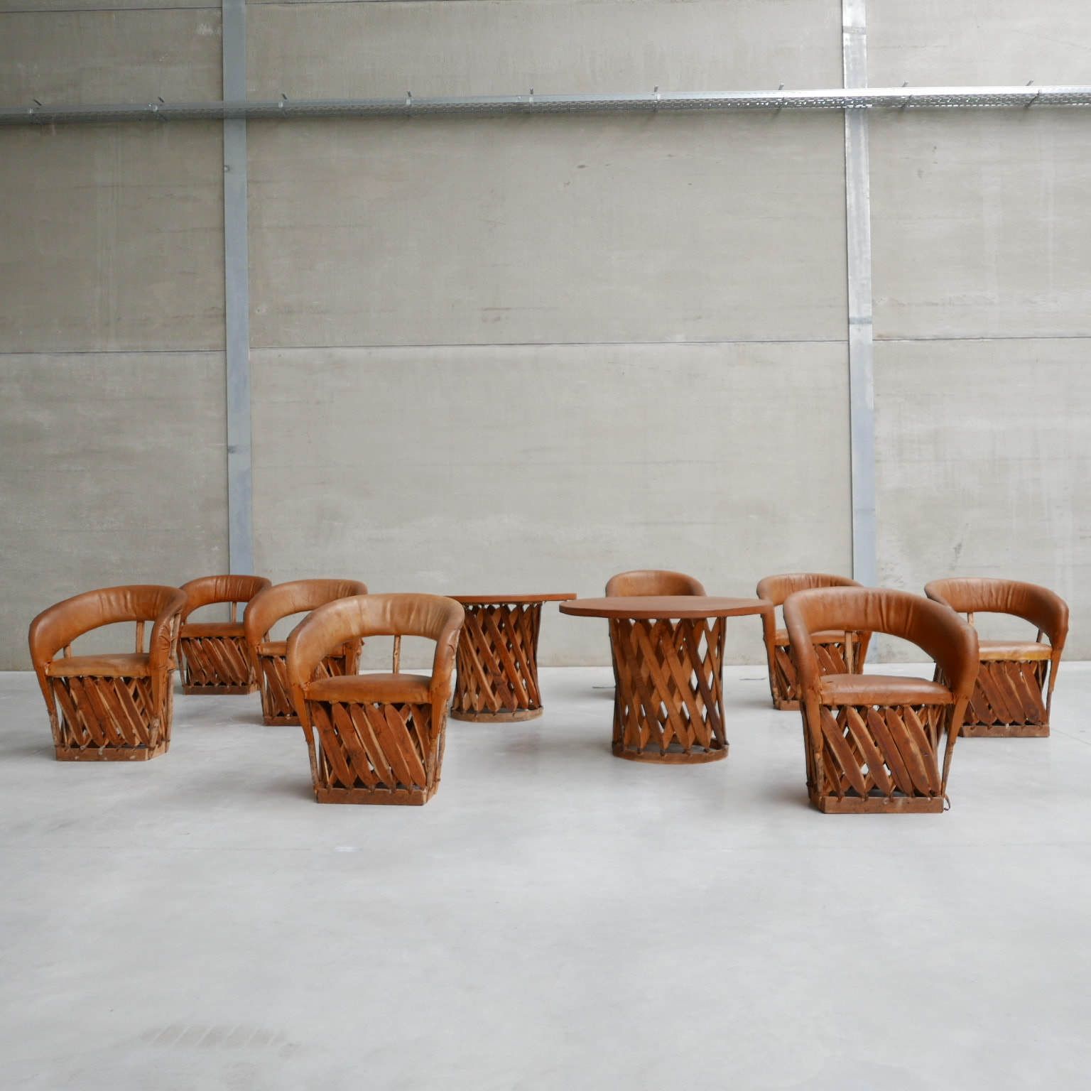 Large Set Of Mid Century Art Populaire Dining Chair And Table Set