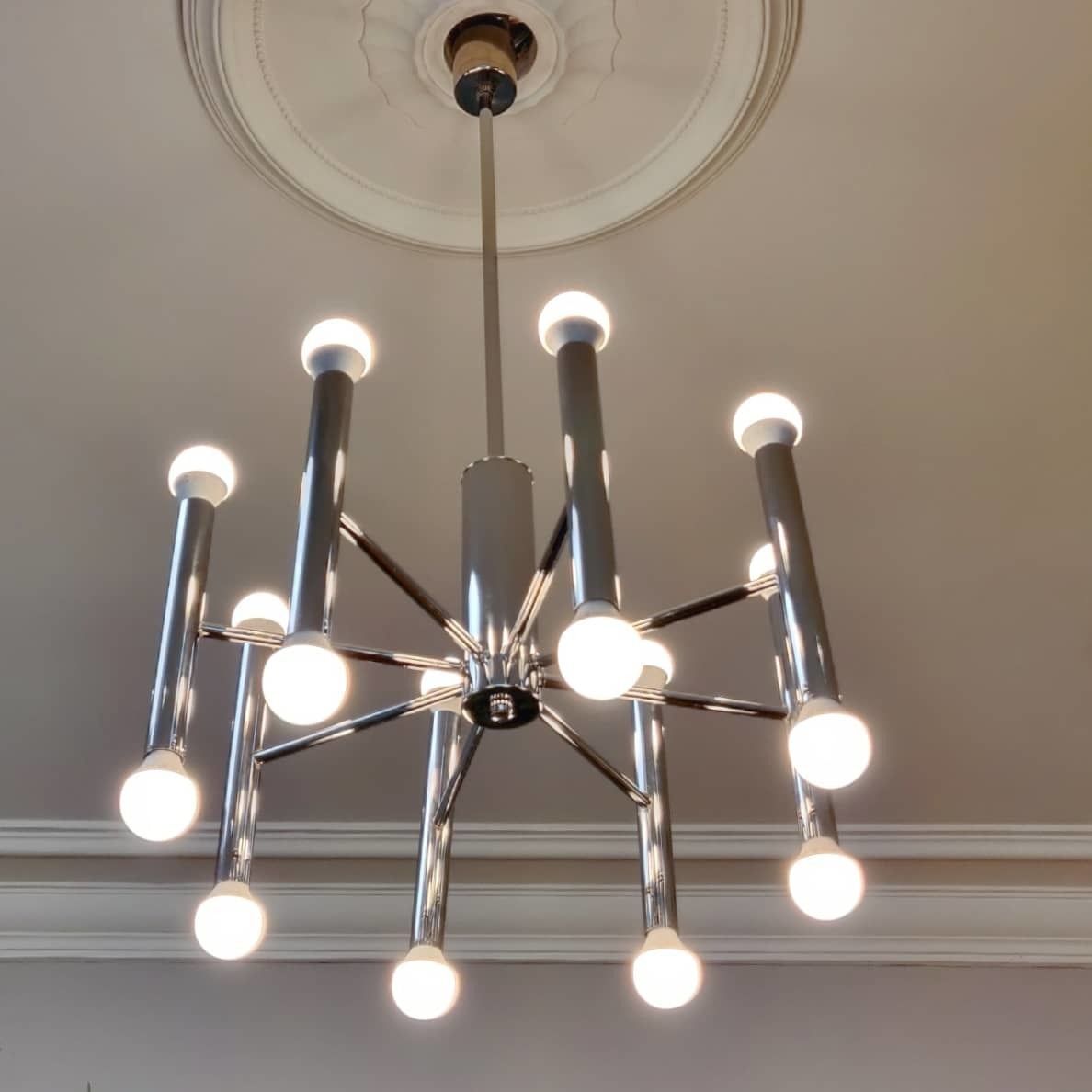 Mid 20th Century Chandelier By Sciolari