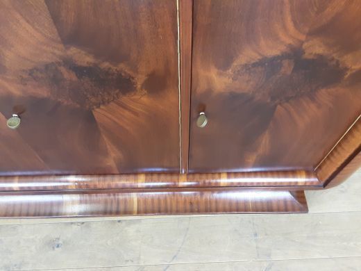 photo vinterior French Art Deco Flame Mahogany Sideboard