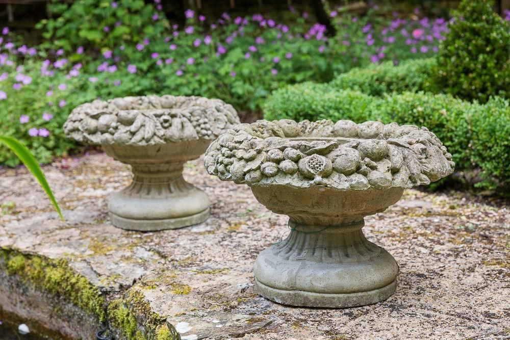 photo for sale Garden Urns
