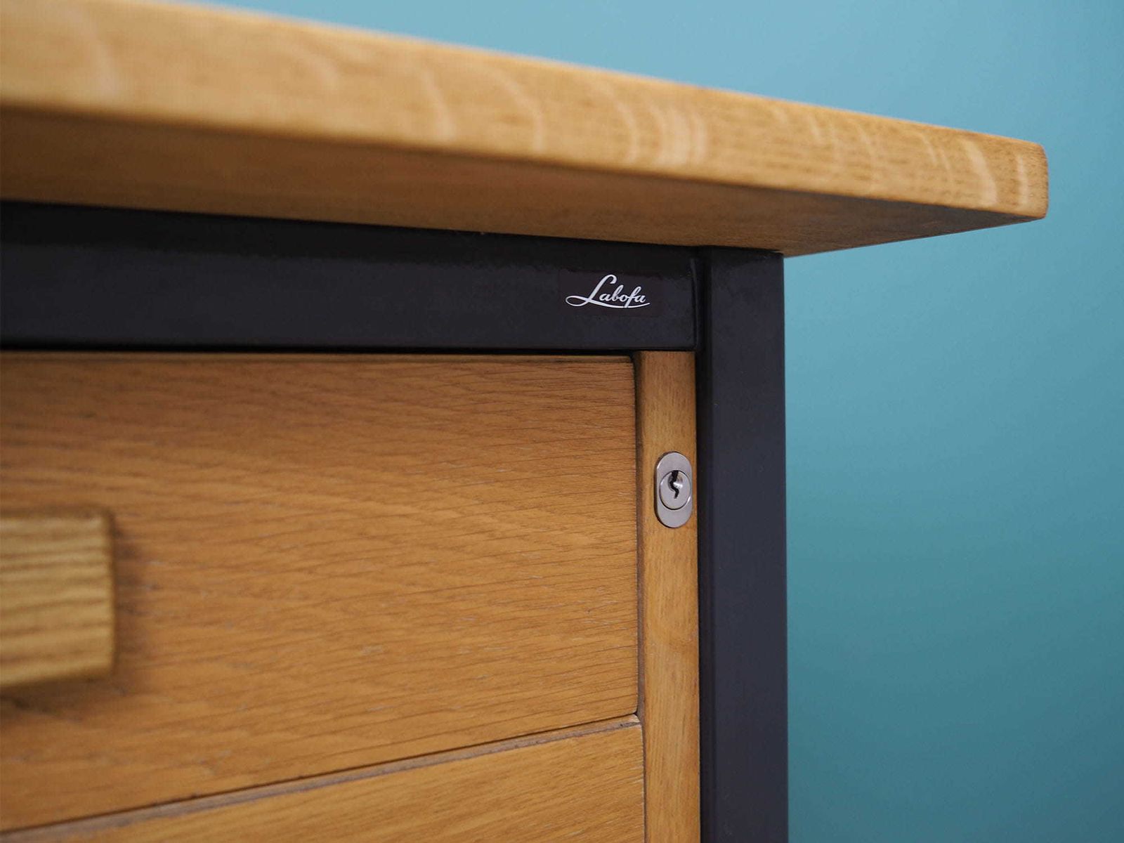 photo vinterior Essenhouten Bureau, Deens Design, Jaren 1980, Productie: Labofa Møbler