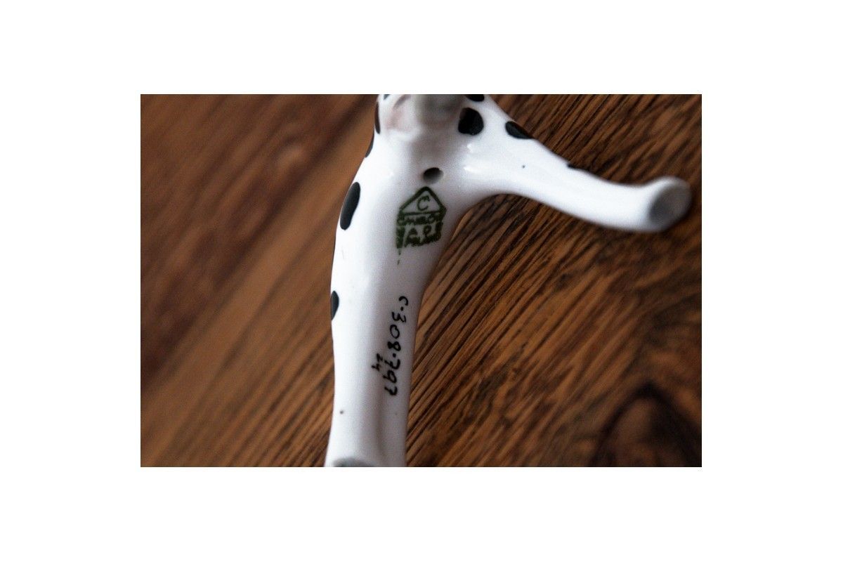Porcelain Giraffe Figurine By ćmielów, Poland, 1960s. Design By Hanna Orthwein. photo vinterior