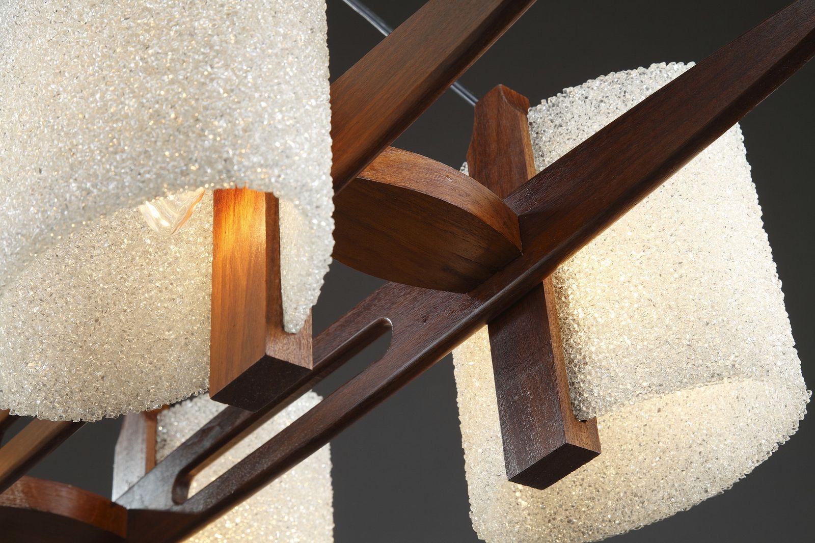 photo vintage Scandinavian Hanging Lamp In Teak And Perplex Granite