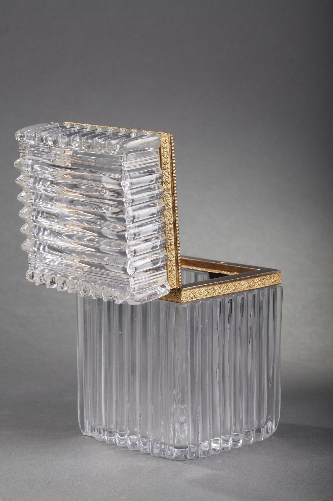 Décoration Coffret en cristal taillé Charles X à montures en ormolu photo