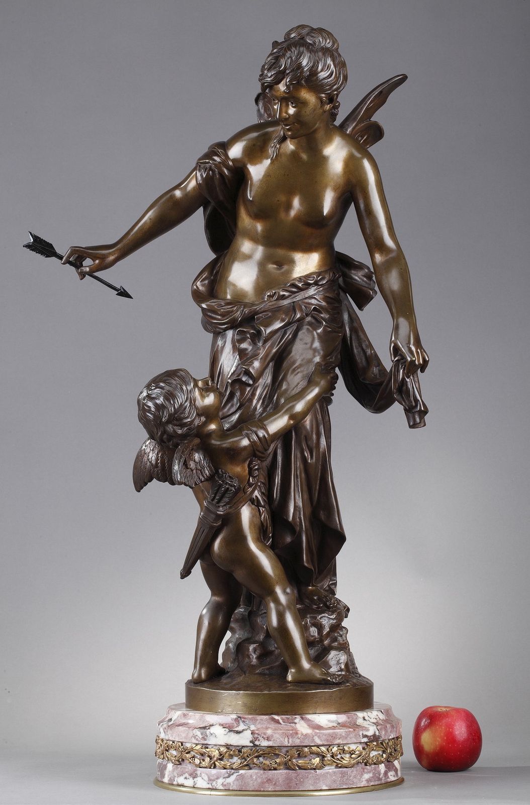 Sculpture « Psyché et l'Amour », signée Jean Bulio photo furniture