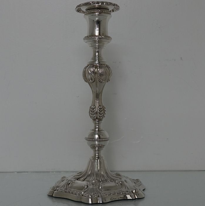 19th Century Antique Victorian Silverplated Pair Of Candlesticks Walker & Hall photo for sale