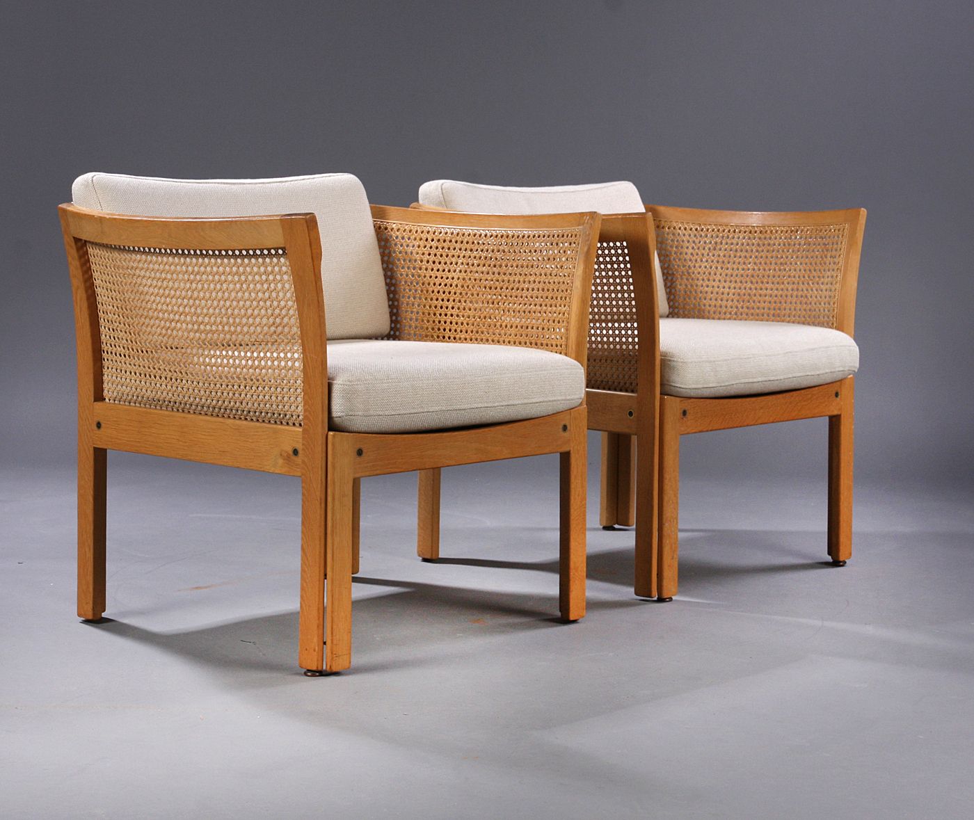 1960s Illum Vikkelso Set Of Three Danish Plexus Easy Chairs In Oak And Grey Fabric photo Furniture