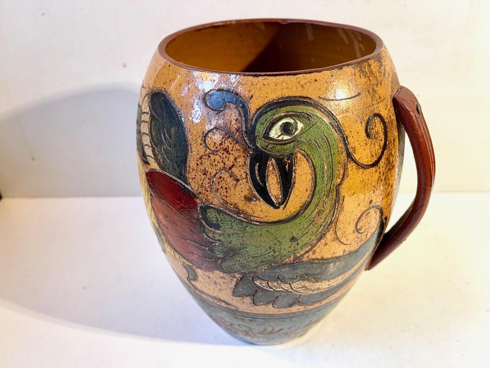 Antique Italian Terracotta Urn With Roosters In Majolica, 18th/19th Century photo for sale
