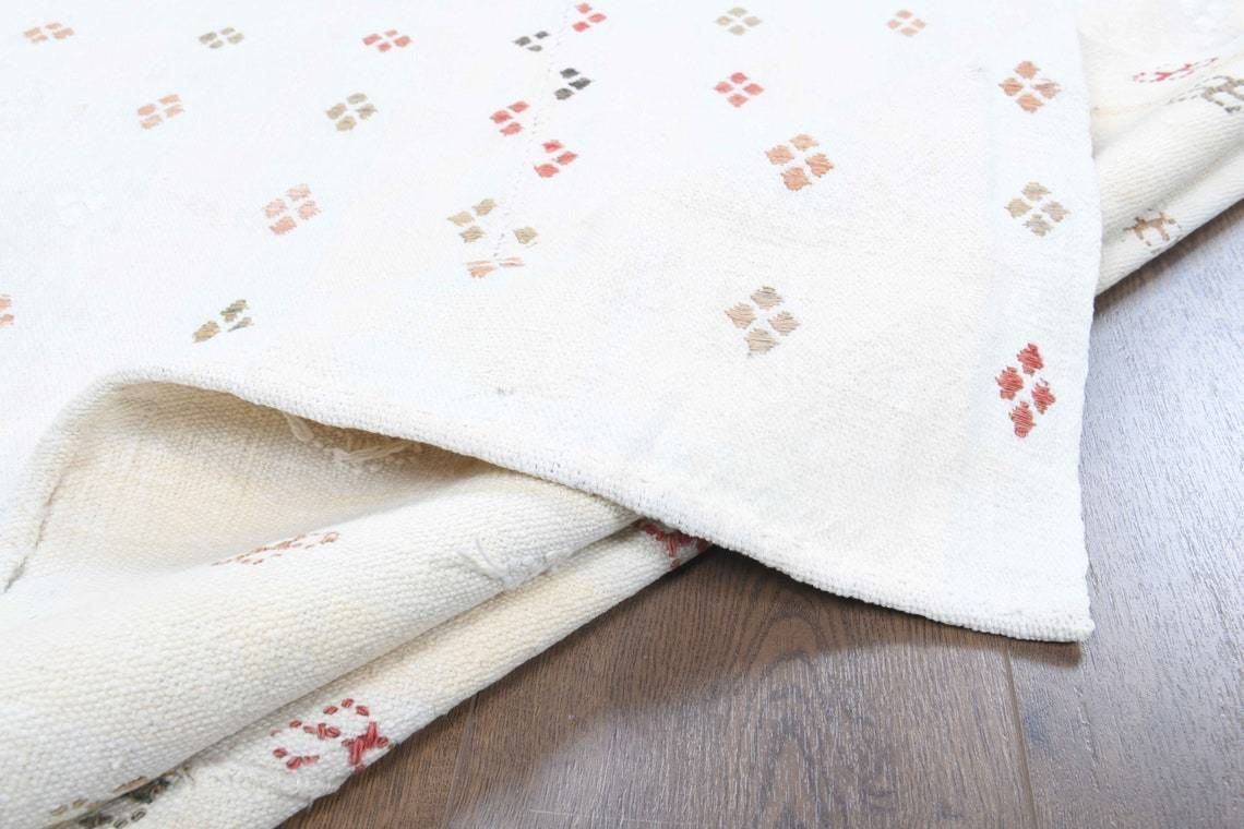 photo furniture Oushak Handmade Wool White Carpet