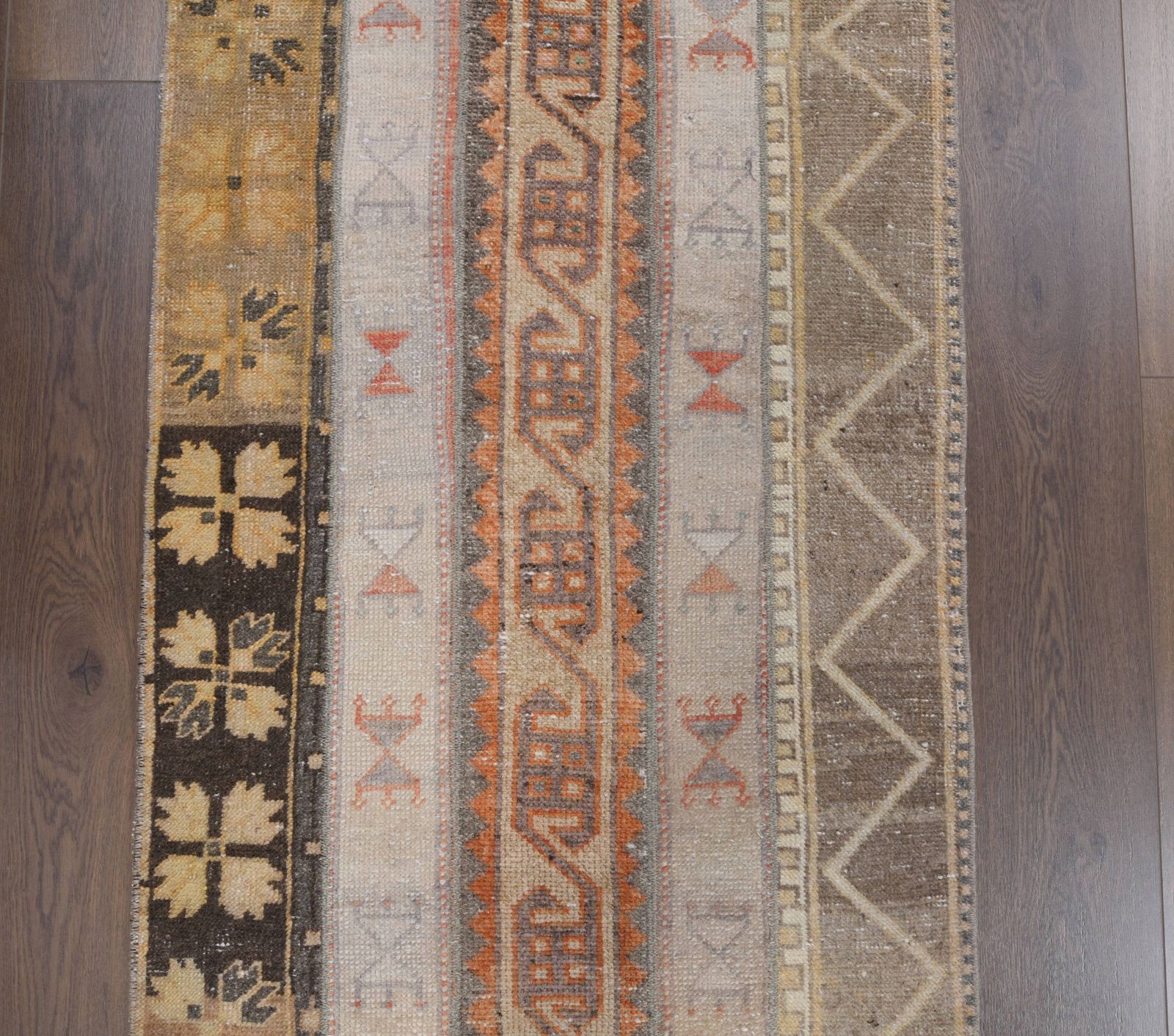 Turkish Vintage Runner, Oushak Handmade Wool Rug, Patchwork Rug, Hallway Rugs, Farmhouse Decor, One Of A Kind, Folk Art, Anatolian photo 736.0