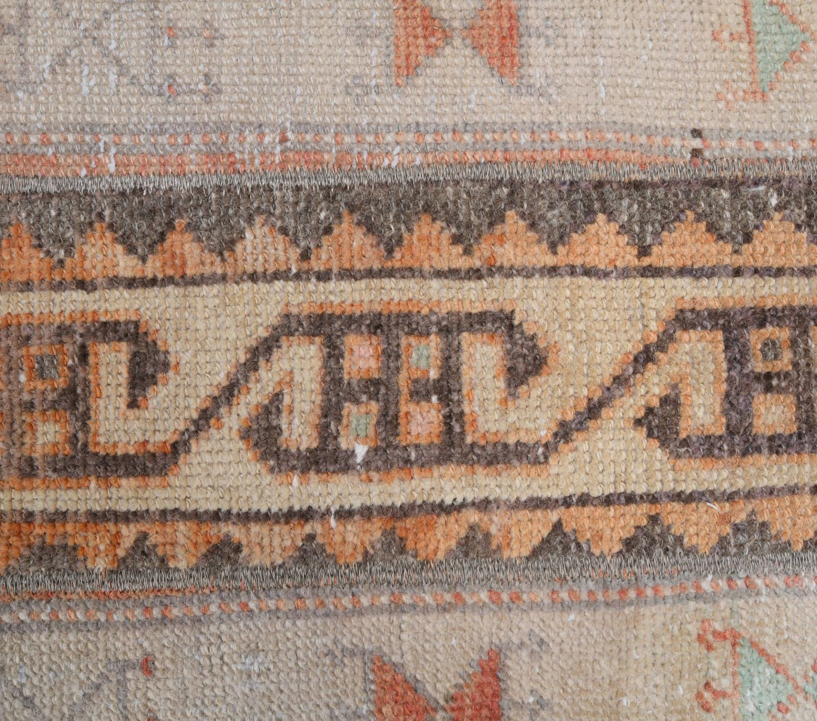 Turkish Vintage Runner, Oushak Handmade Wool Rug, Patchwork Rug, Hallway Rugs, Farmhouse Decor, One Of A Kind, Folk Art, Anatolian photo vinterior