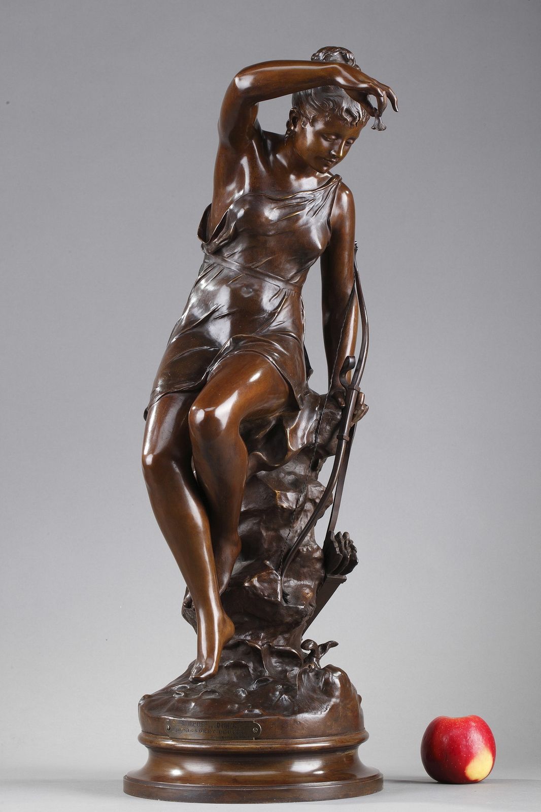 Bronzen sculptuur, "Diana's Nimf" naar Lucie Signoret Ledieu photo furniture