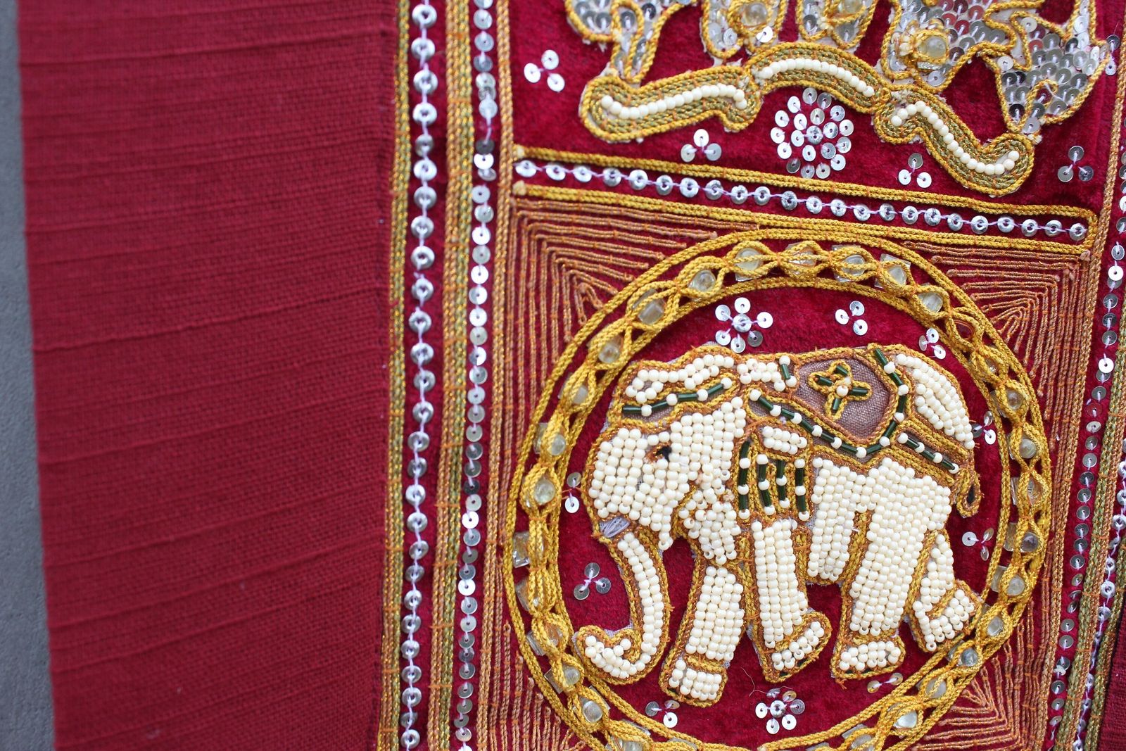 Embroidered Elephant Tapestry Wall Hanging Small Red Kalaga Curtain Love Eastern Style Decoration Gift photo 157.0