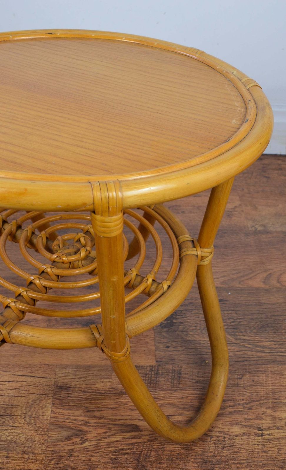 Circular Coffee Table, Mid 20th Century photo Furniture