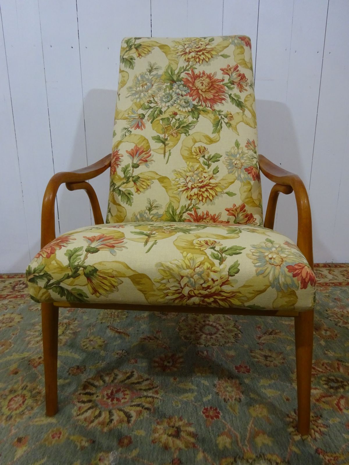 photo furniture 1960's Lounge Chair By Ton, 1960s