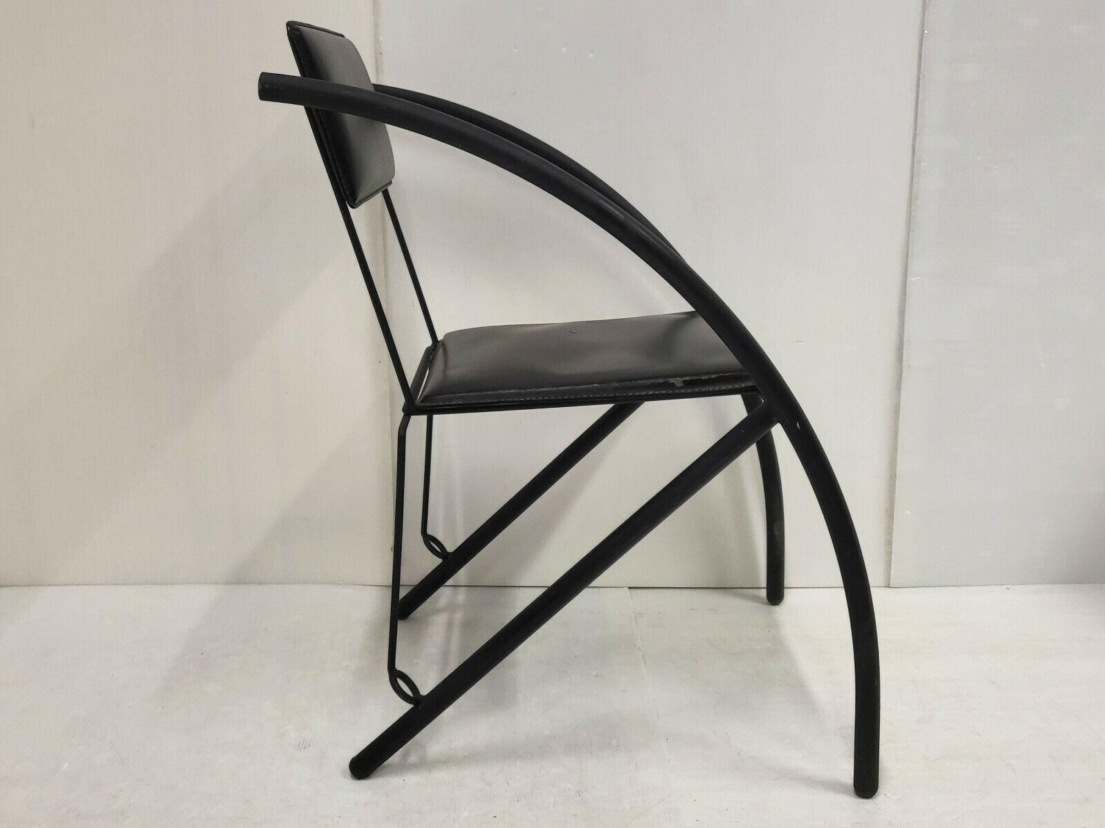 1980 Vintage Chair In Lacquered Steel & Black Leather photo for sale