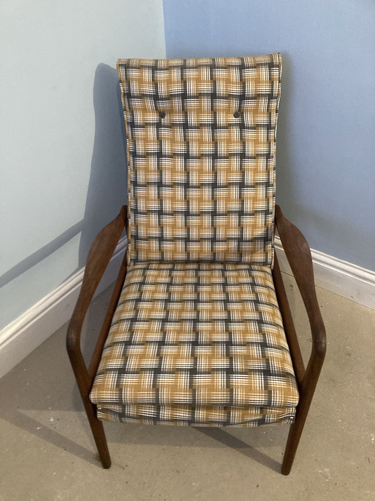 Greaves And Thomas Armchair photo Furniture