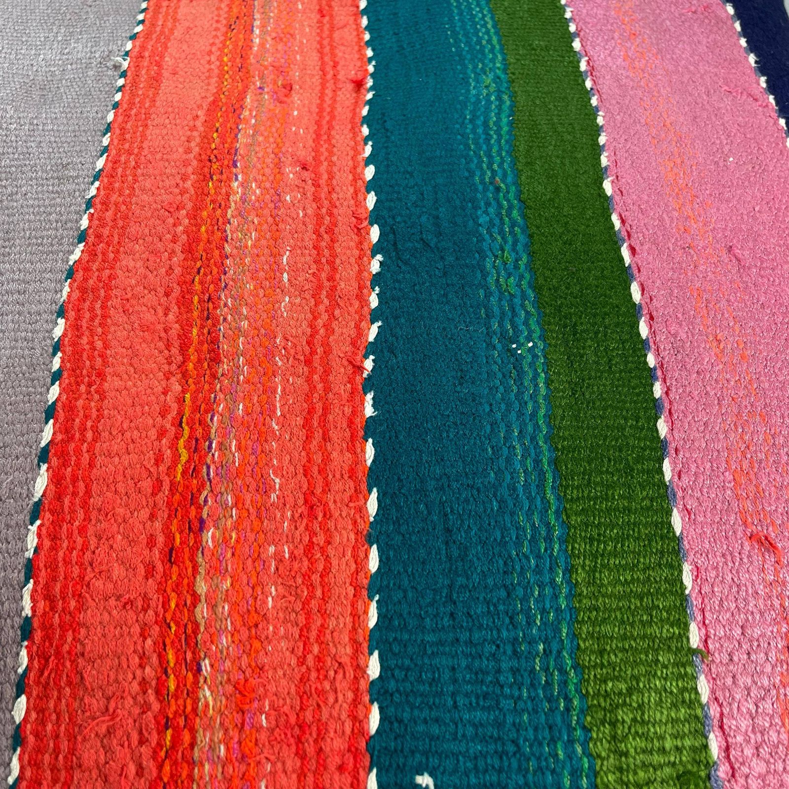 Kilim Kussen | Tapis Kelim | Kilim Kussenhoezen | Vintage Meditatiebankje | Kelim Teppich | Boho Kilim Kussen | Kilim Sofa | Turks Kussen photo buy