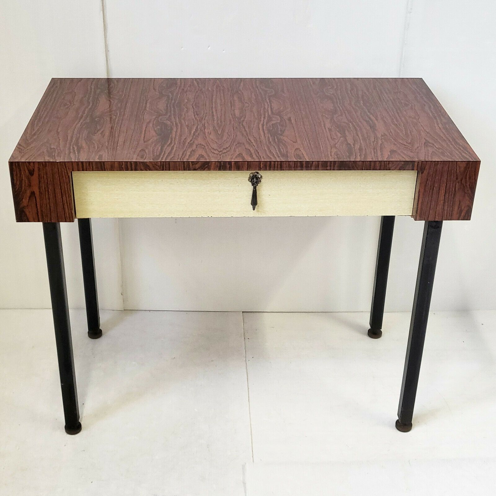 Adorable Bureau Vintage 1960 En Formica & Metal 60s 1960s Annees 60