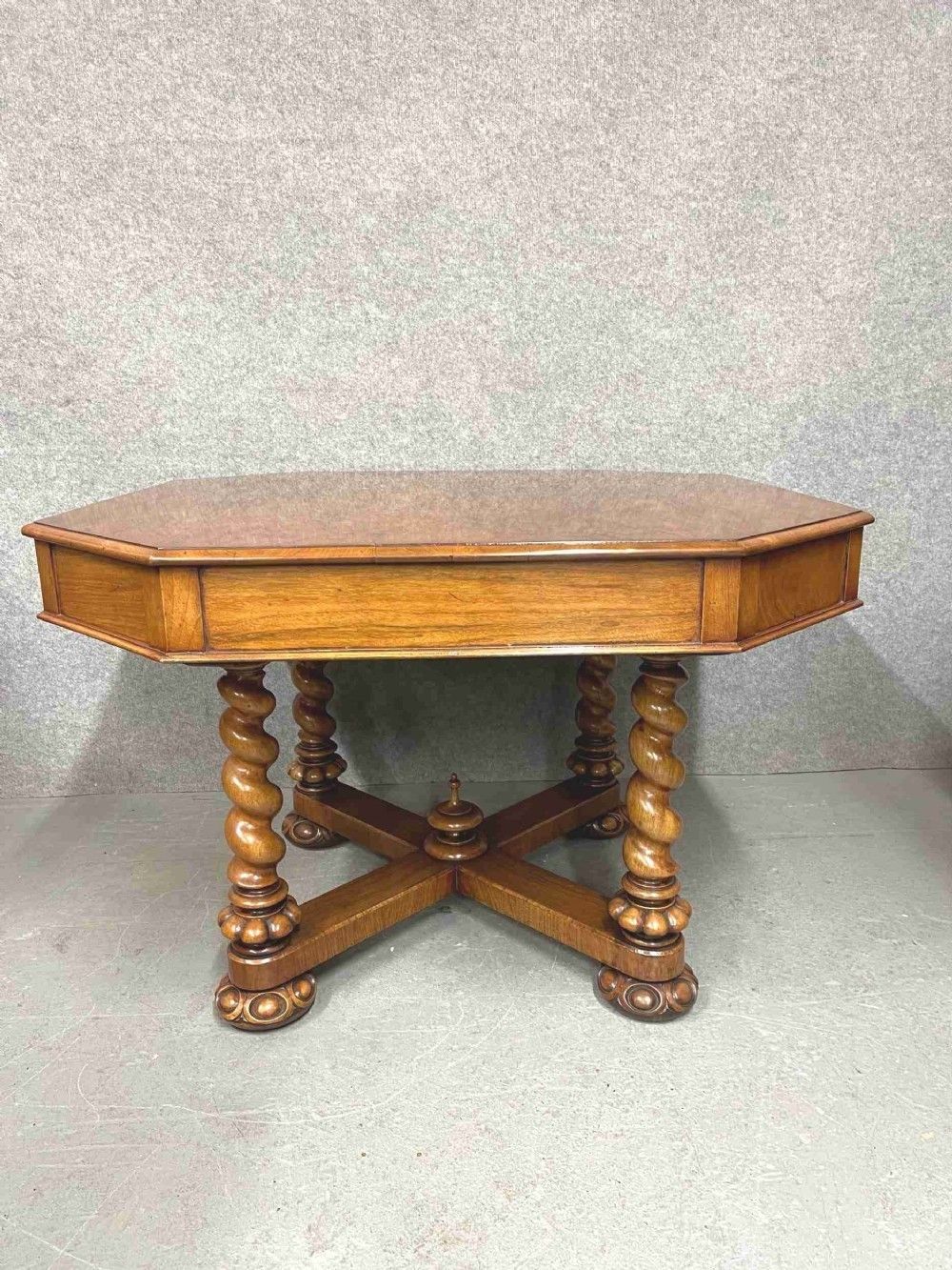 Victorian Library Drum Table, 1800s photo vinterior