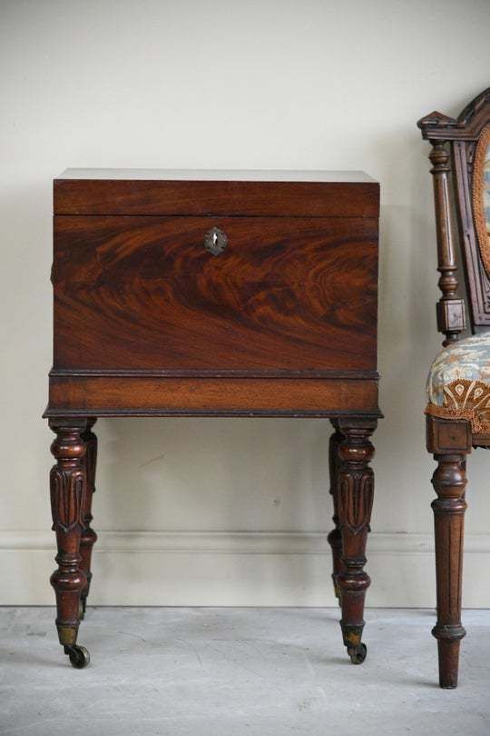 Georgian Mahogany Cellarette photo for sale