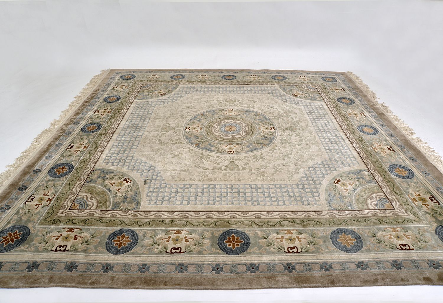 Large Oriental 20th Century Chinese  Silk Rug Cream Green Blue Rust Lotus Flowers photo Textiles