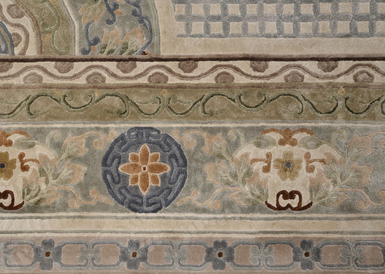 photo furniture Large Oriental 20th Century Chinese  Silk Rug Cream Green Blue Rust Lotus Flowers