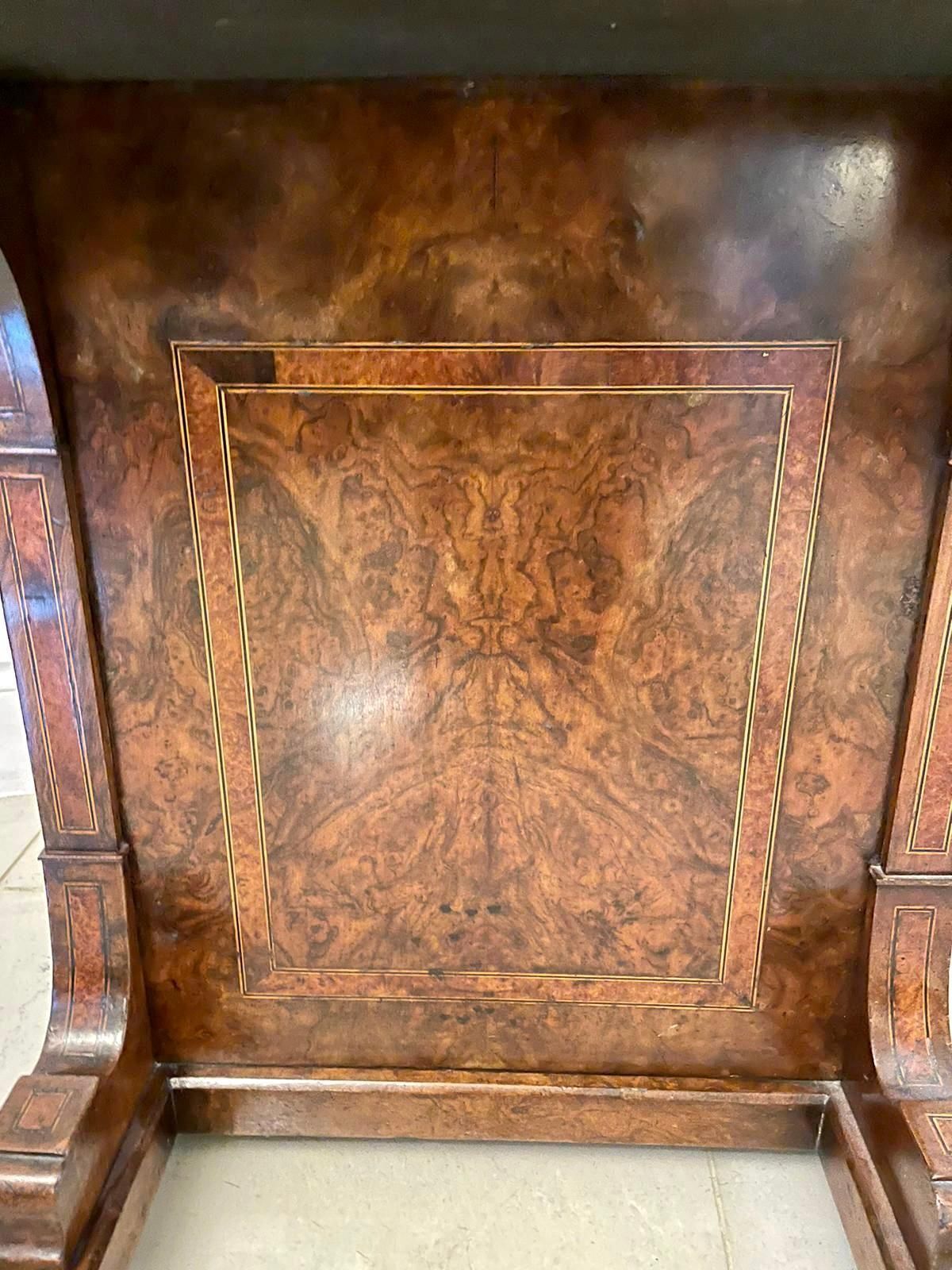 photo furniture Antique Victorian Quality Burr Walnut Inlaid Freestanding Davenport