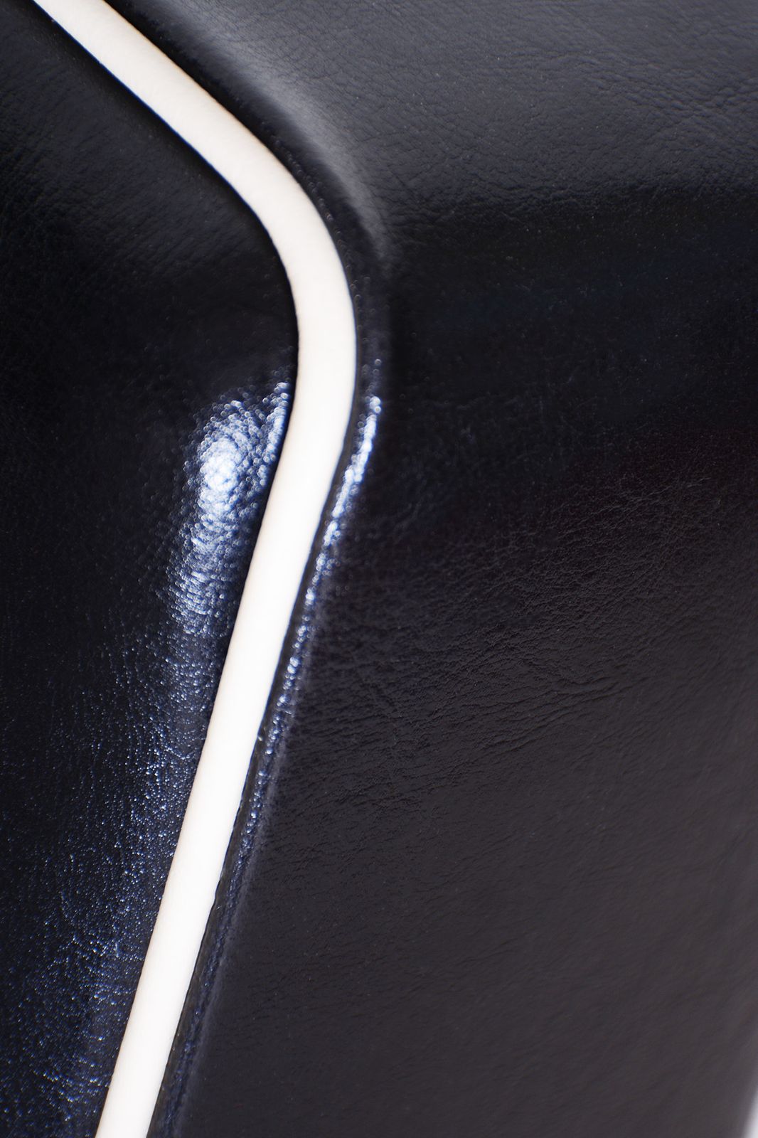 Black Leather Armchair   1930s Czechia, Made By Mucke Melder And Fully Restored photo Furniture