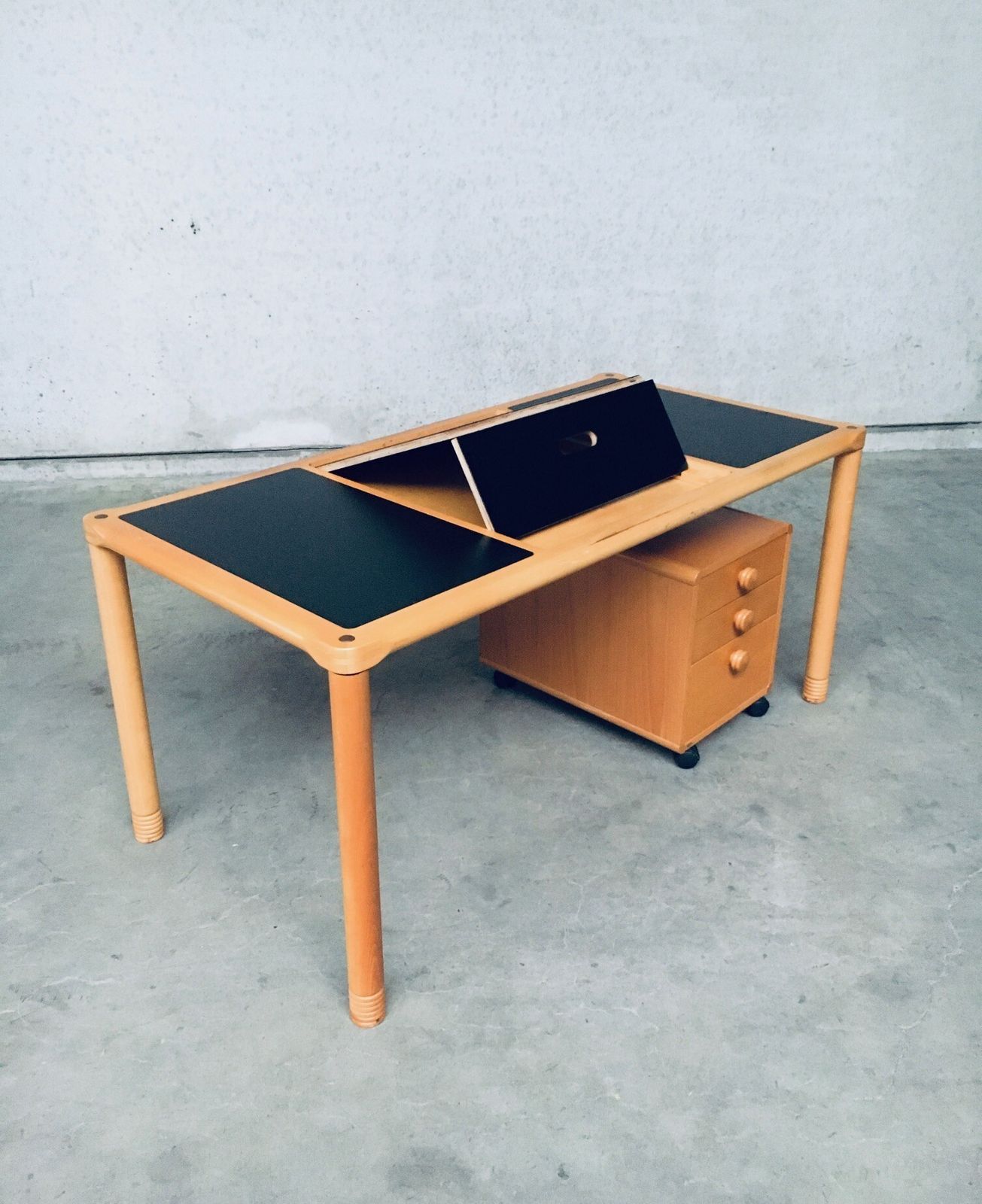 1860.0 Scandinavian Ergonomic Design Writing Desk And Stool, Stokke 1980's photo