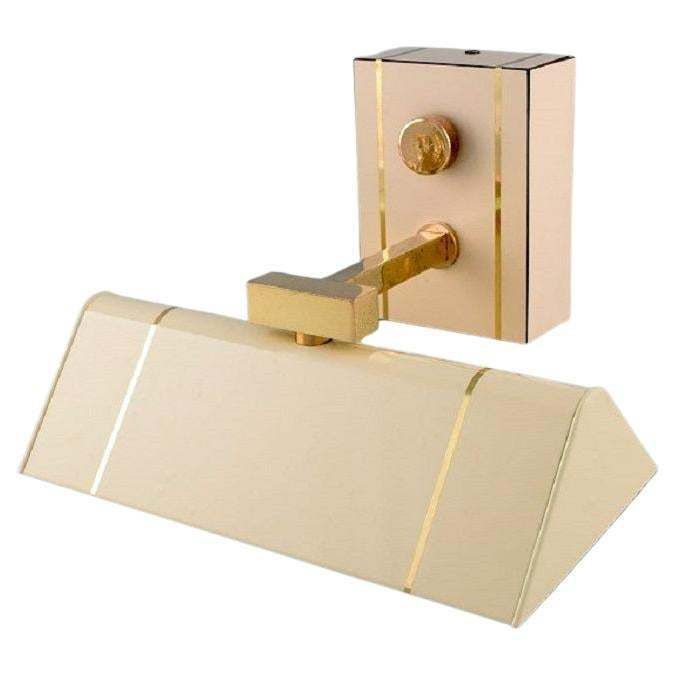 Art Deco Wall Lamp In Cream Colored Lacquered Metal And Brass 1960s / 70s