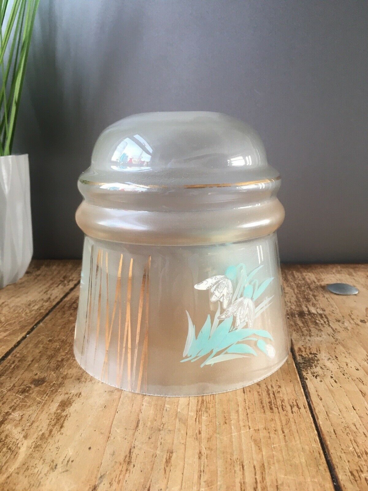 Lovely Vintage Art Deco Floral Painted Gold Gilt Zig Zag Glass Lamp Light Shade photo for sale