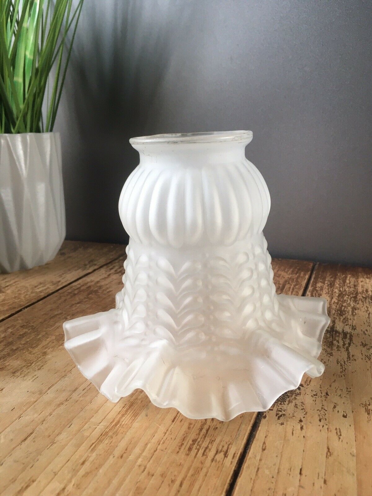 Art Nouveau French Frosted Satin Glass Ruffled Edge Light Lamp Shade Deco photo furniture