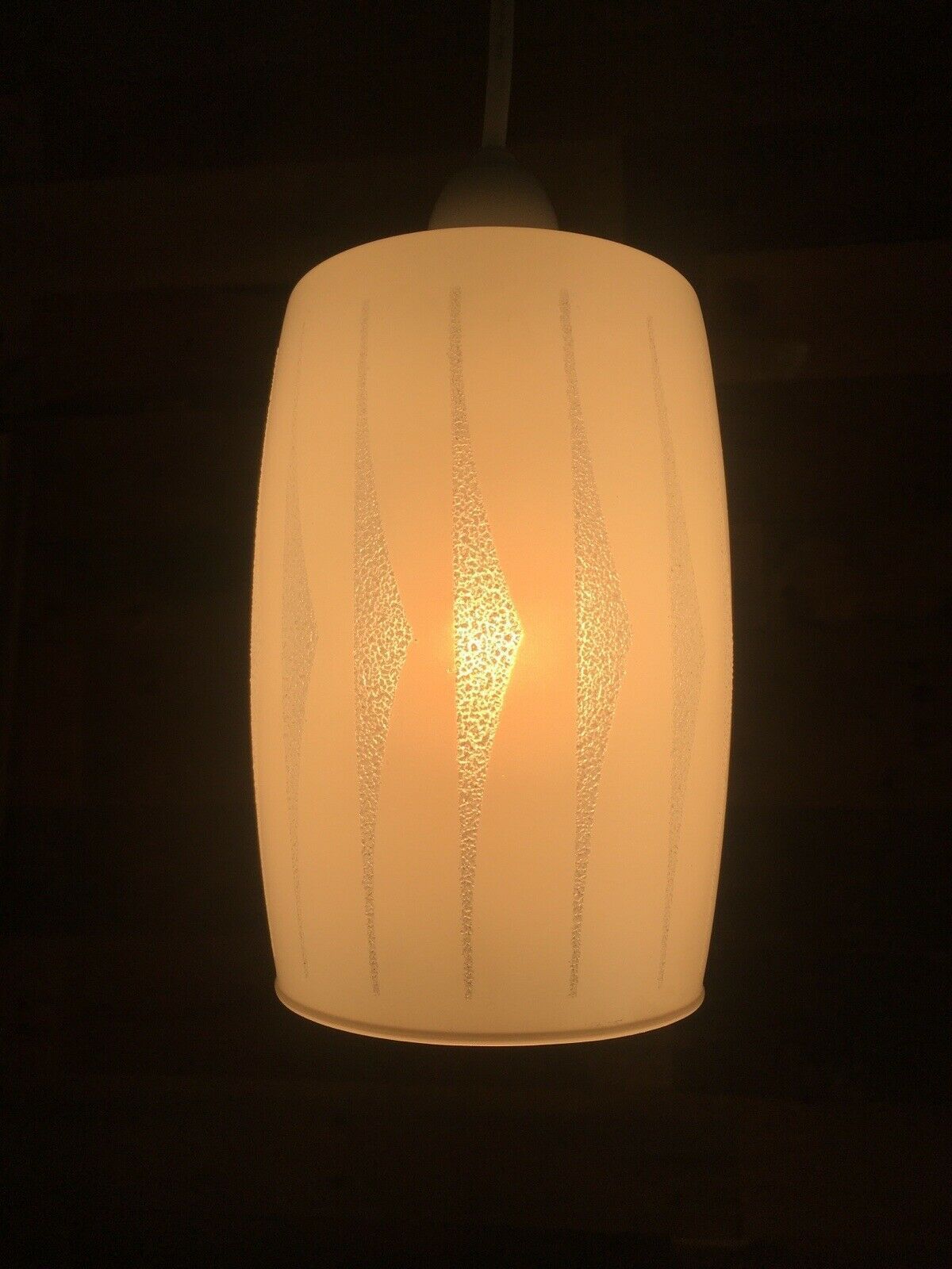Retro 70's Clear & White Geometrical Chevron Light Lamp Shade Mid Century Modern