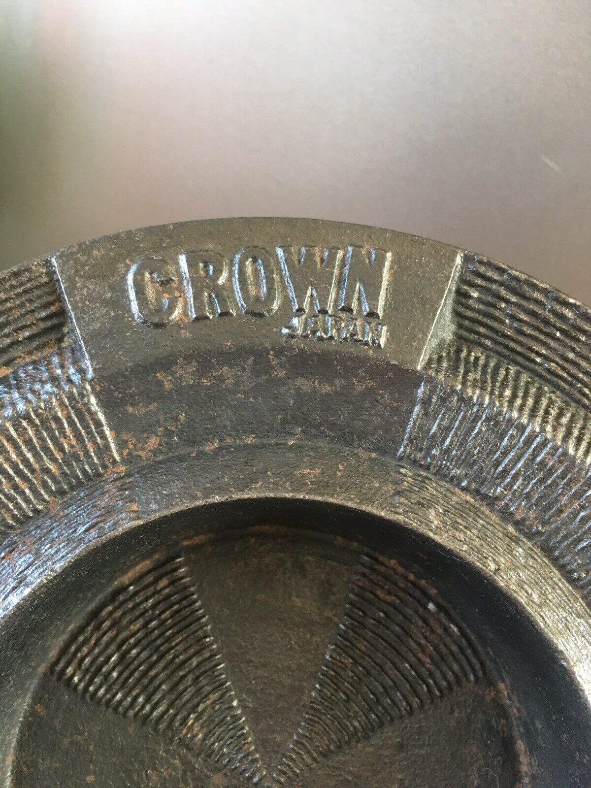 C1948 70 Crown Electricals Japan Cast Iron Stereo Tv Radio Advertising Dish Bowl photo for sale